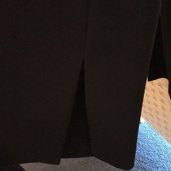 Elegant Black Suit with Pants. - Picture 5 of 6